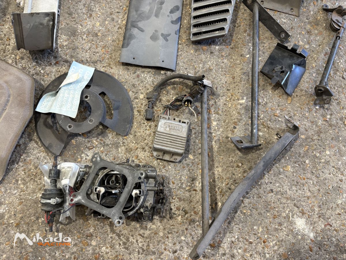 Lot de Pièces détachées Mustang Fastback 67 – photo 3 sur 5