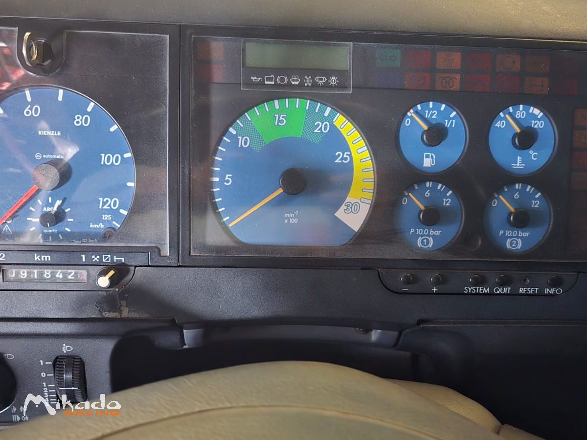 Mercedes Benz atego 817 race truck – photo 6 sur 6