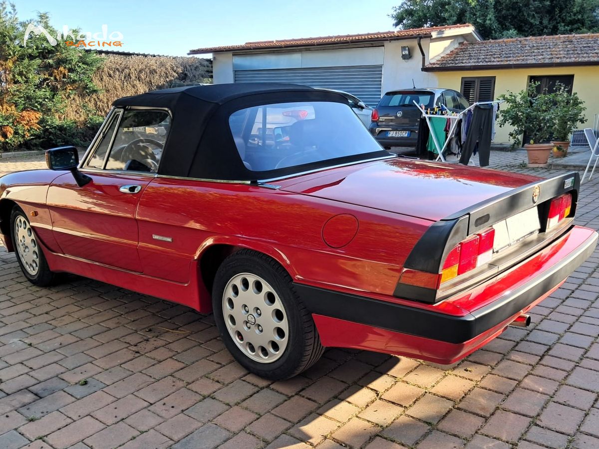 ALFA ROMEO DUETTO type 115.38 – photo 2 sur 5