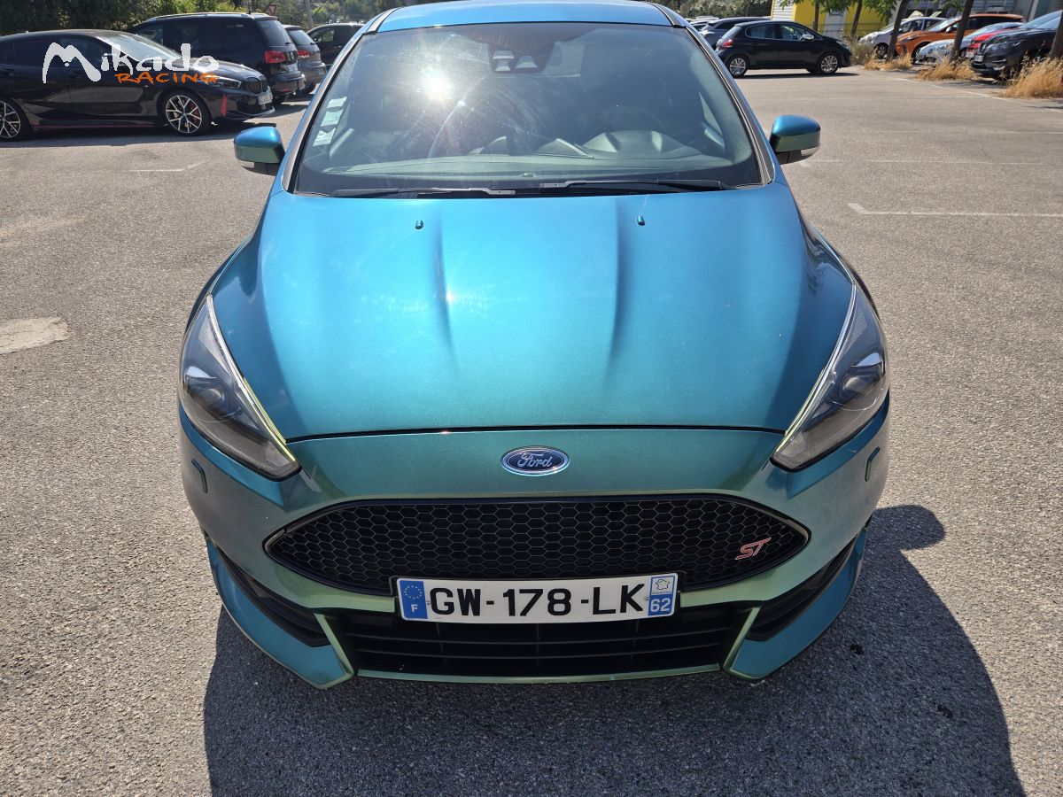 Ford focus mk3 ST 2l 250cv de 02/2018 – photo 2 sur 6