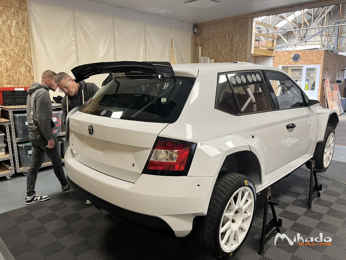 SKODA Fabia châssis 206 – photo 2 sur 4