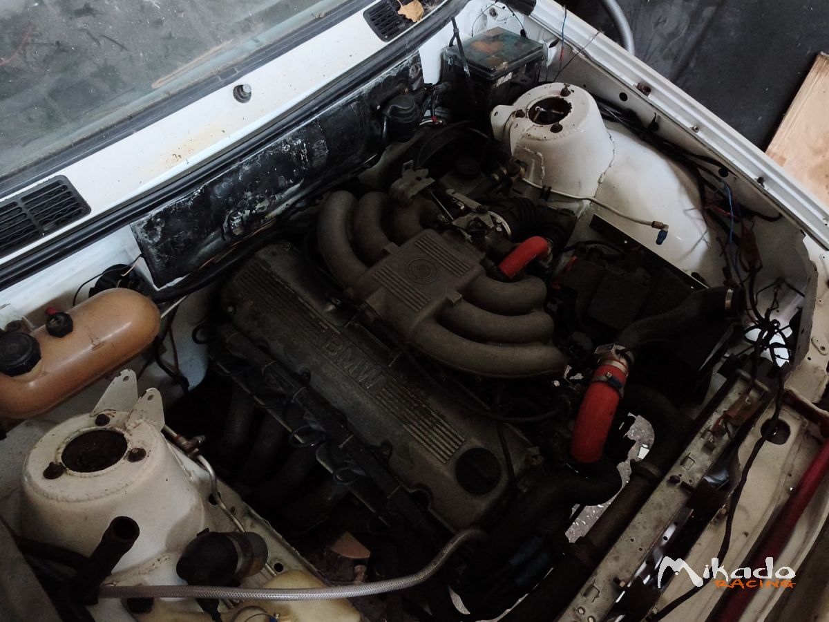 Bmw e30 325i – photo 3 sur 4