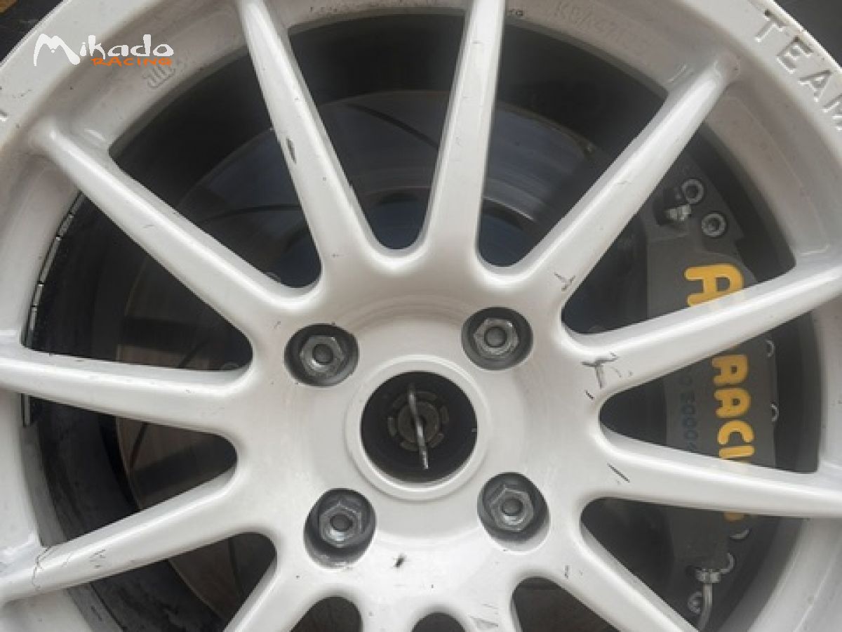 MITSUBISHI EVO 3 – photo 4 sur 4