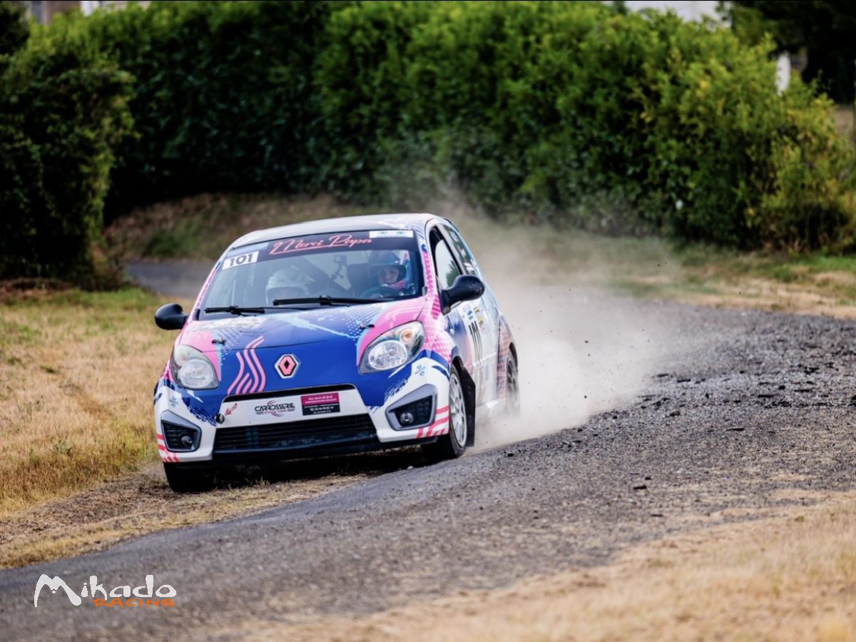 RENAULT TWINGO RS R1 – photo 2 sur 6