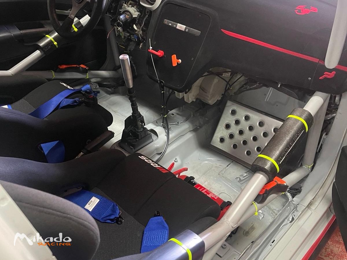 Abarth Grande Punto SuperSport Rally Car – photo 3 sur 5