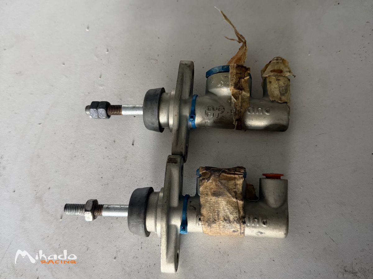 Maîtres cylindre ap racing