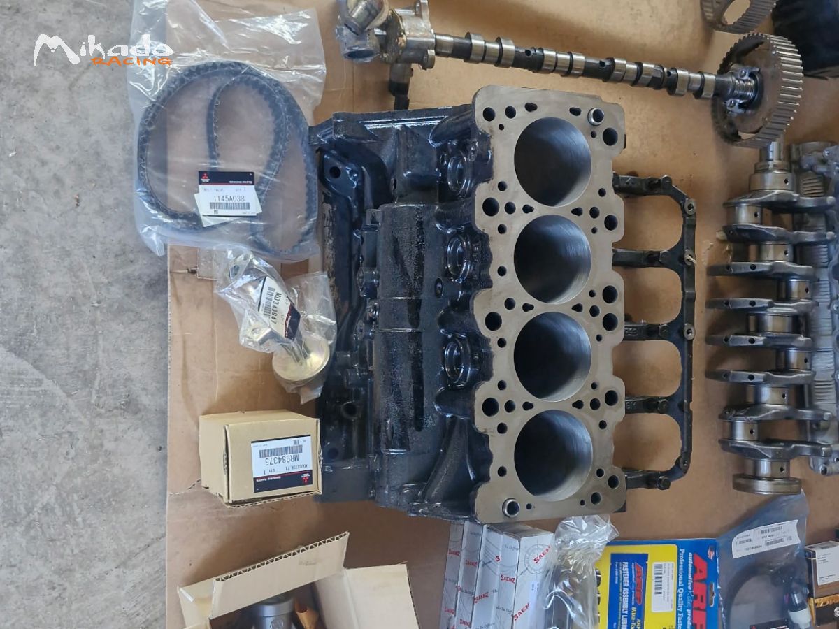 moteur Mitsubishi evo – photo 4 sur 6