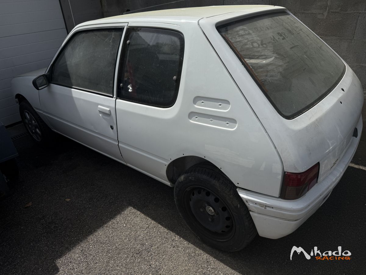 205 RALLYE – photo 1 sur 6