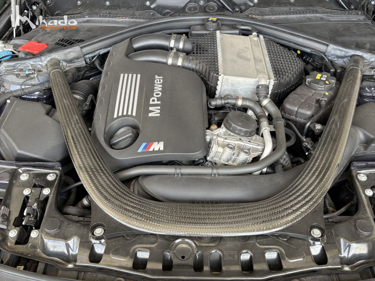 BMW M3 30 JAHRE – photo 2 sur 6