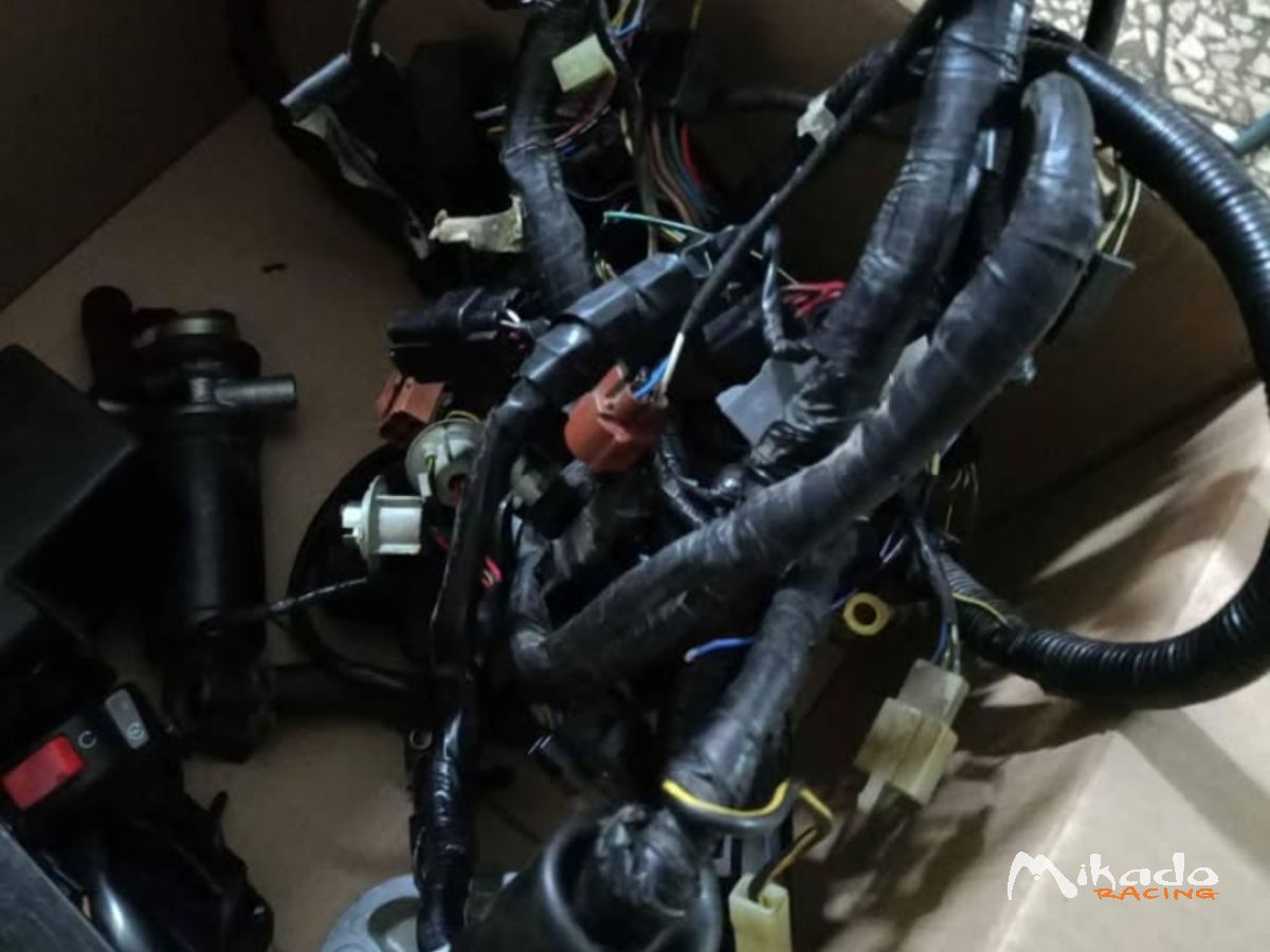 Kawasaki zx12r – photo 6 sur 6