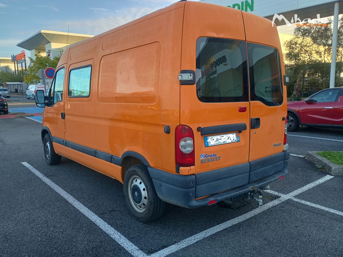 RENAULT MASTER 2 L2H2 2.5 DCI 120 – photo 2 sur 5