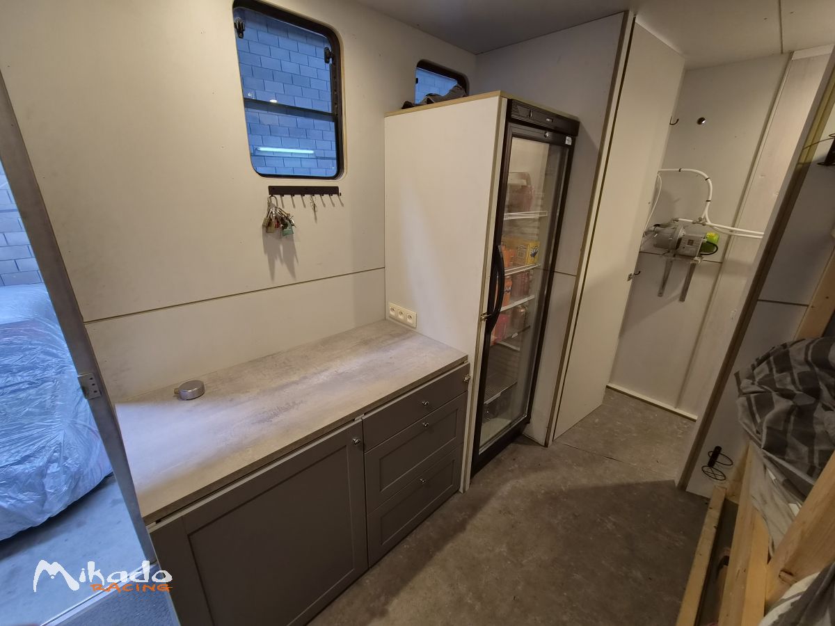 Camion Mercedes Atego 1217 assistance rallye – photo 4 sur 6