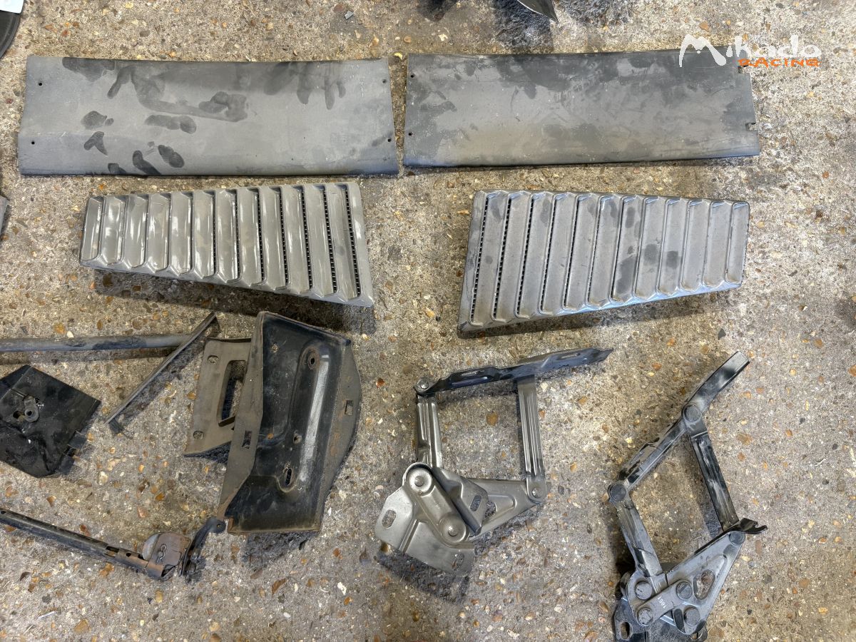 Lot de Pièces détachées Mustang Fastback 67 – photo 2 sur 5
