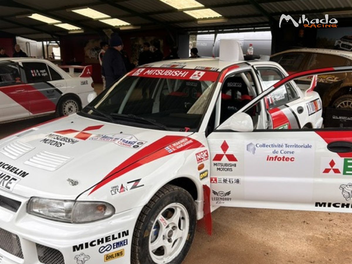 MITSUBISHI EVO III – photo 1 sur 3