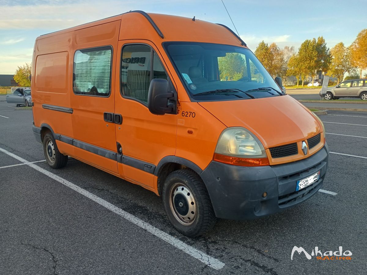 RENAULT MASTER 2 L2H2 2.5 DCI 120 – photo 1 sur 5