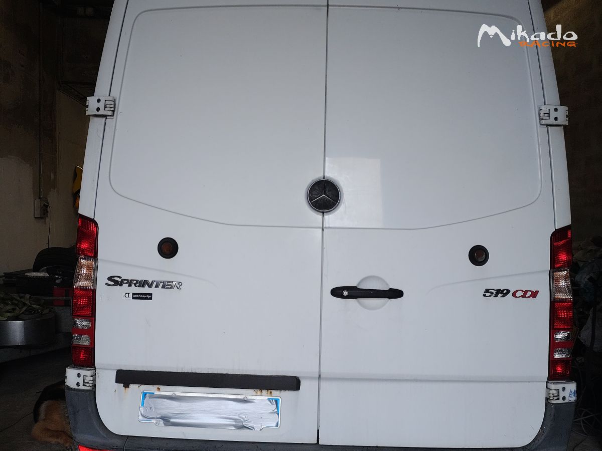 Mercedes Sprinter 519 Extra long – photo 4 sur 6