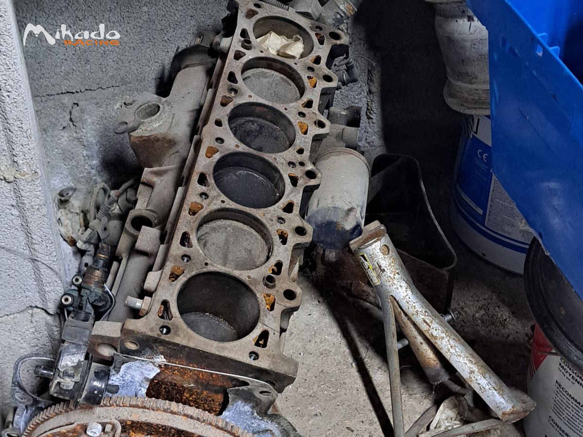 PIECES BMW E30 – photo 5 sur 6