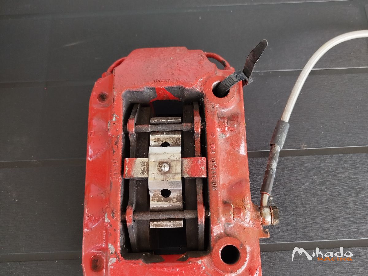 1 Étrier 4 pistons Renault Sport – photo 1 sur 3