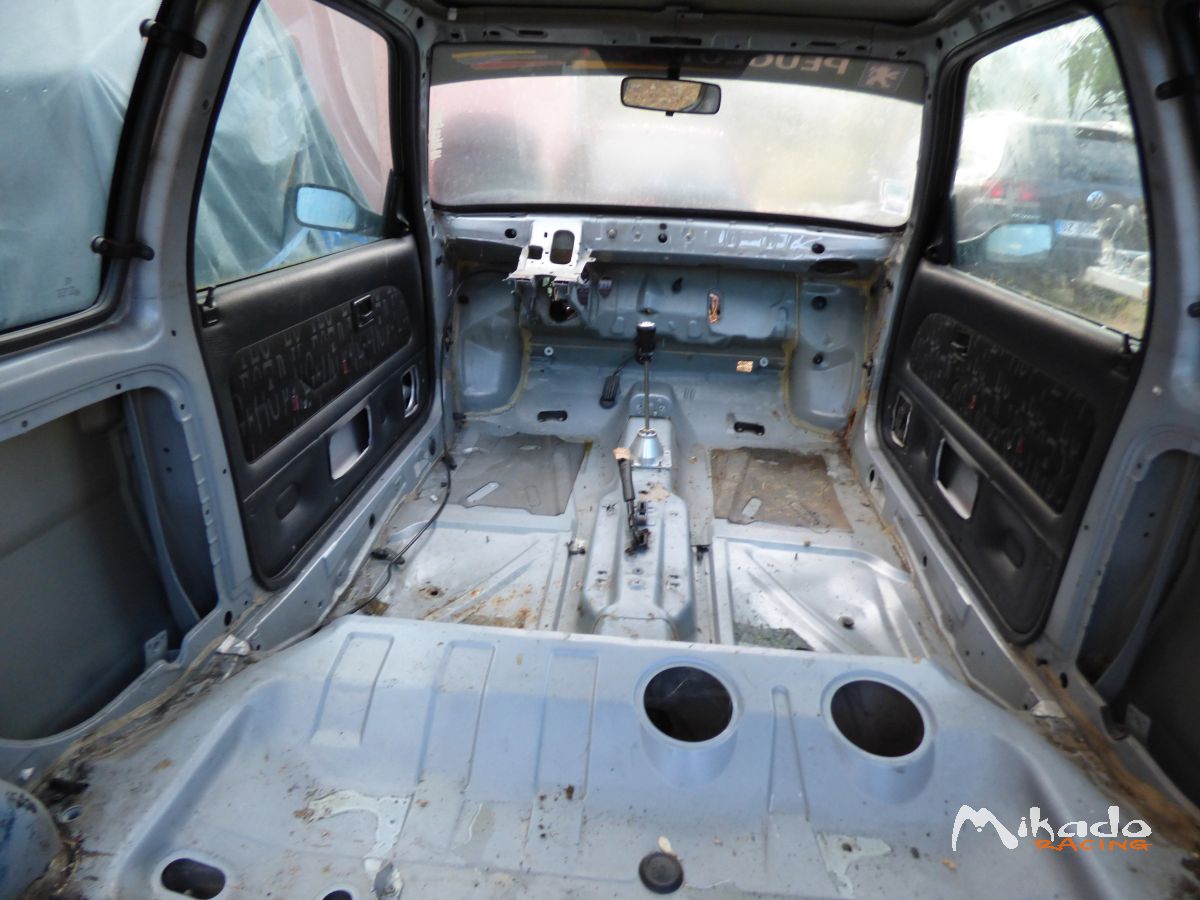 106 entière totalement démonté avec moteur tupy 1600 /16 s – photo 2 sur 6