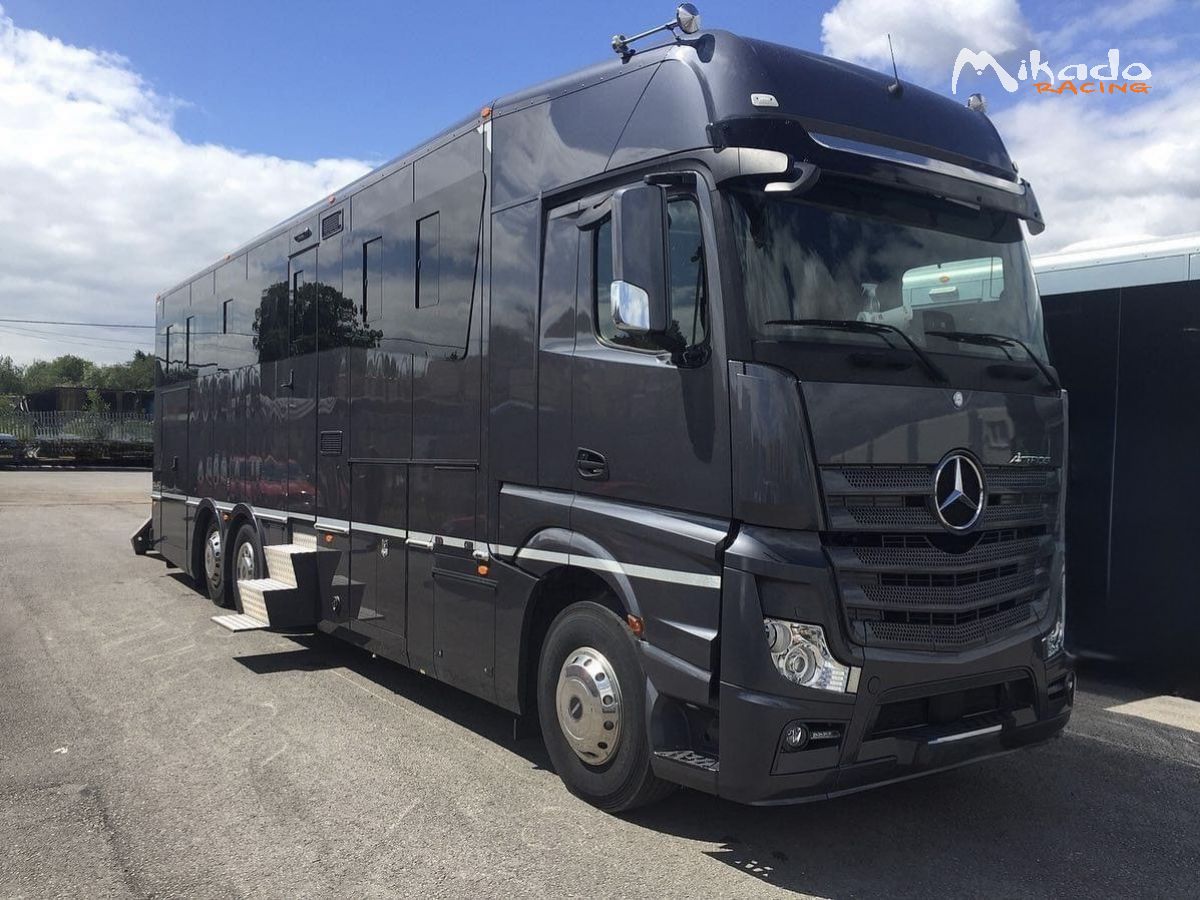 CAMION– AUTOCARAVANE DE LUXE SUR MERCEDES-BENZ ACTROS 26T – photo 1 sur 6
