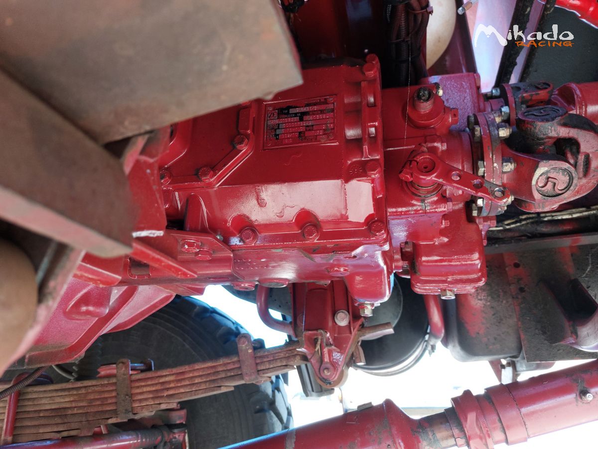 Camion Raid 4x4 Midliner – photo 5 sur 6