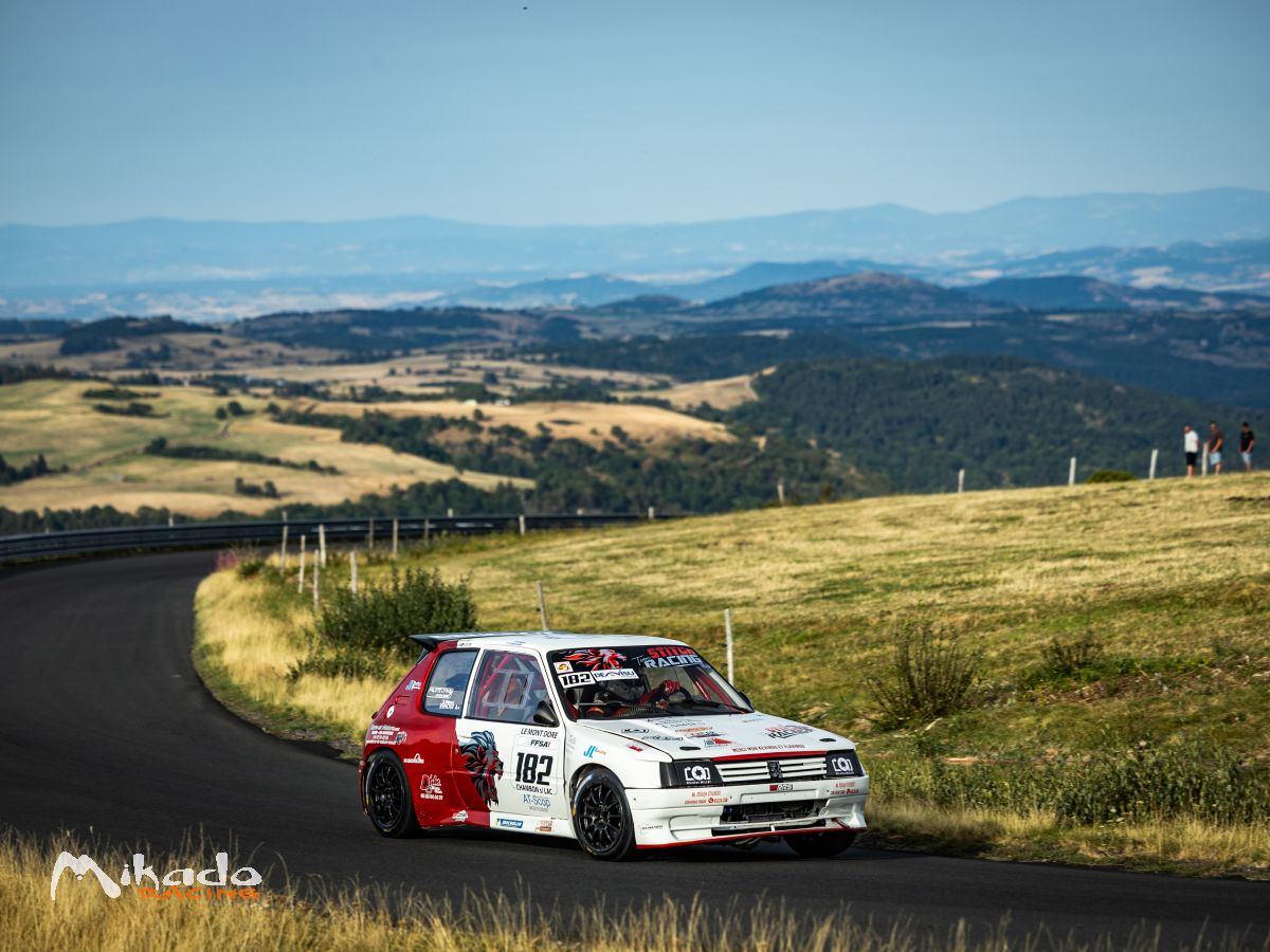 205 F2000/1 – photo 1 sur 2