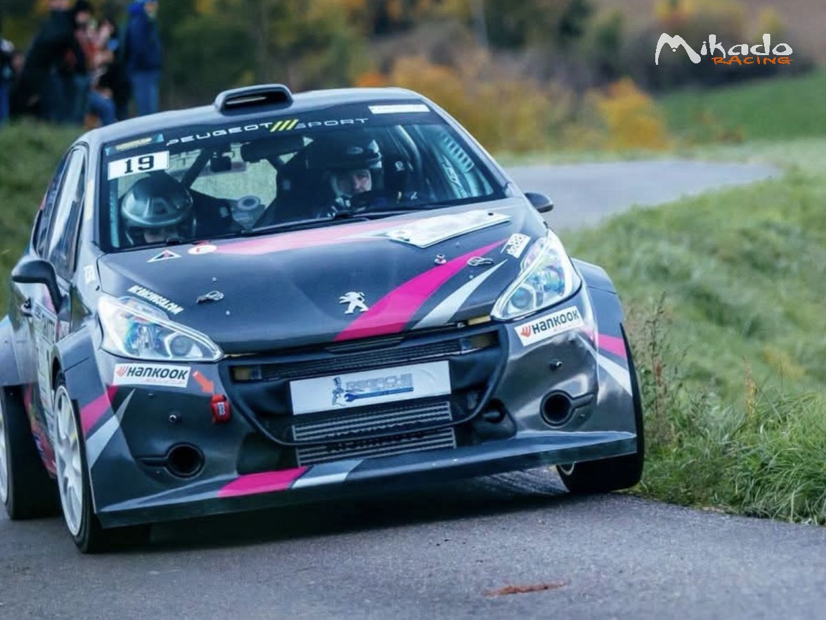 208 F2000 15. Unique en France – photo 1 sur 3