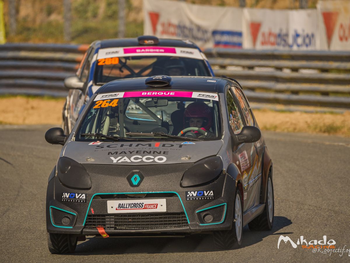 Location Twingo R1 – photo 2 sur 4