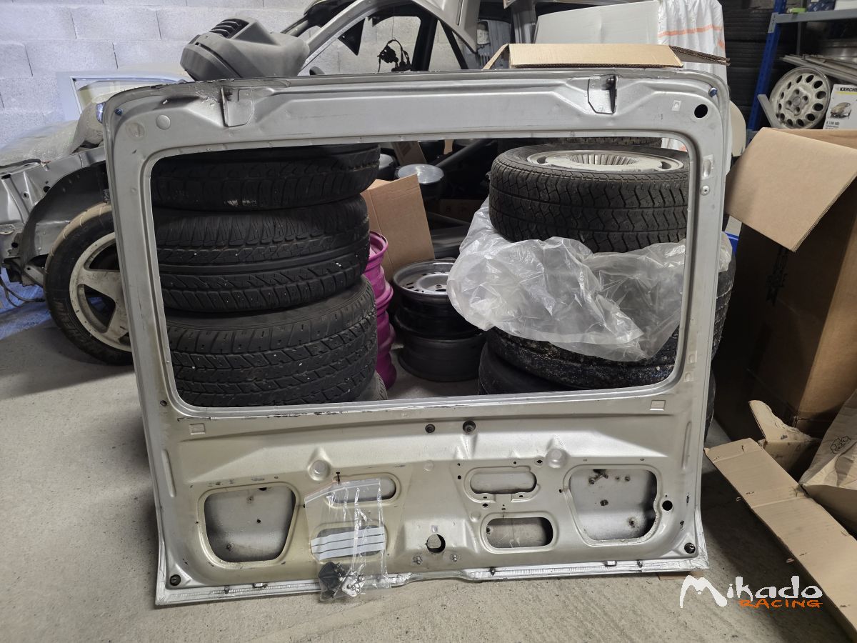 R5 TURBO hayon – photo 2 sur 3