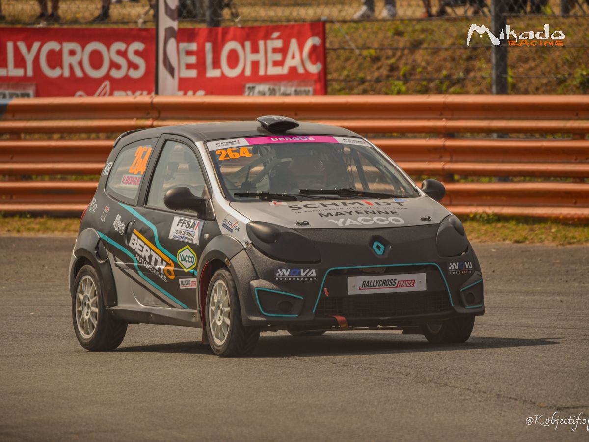 Location Twingo R1 – photo 1 sur 4
