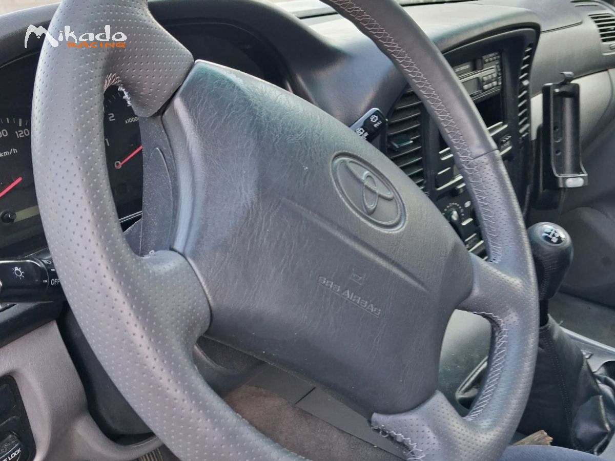 VDS TOYOTA HDJ 100 ACCIDENTE – photo 2 sur 5