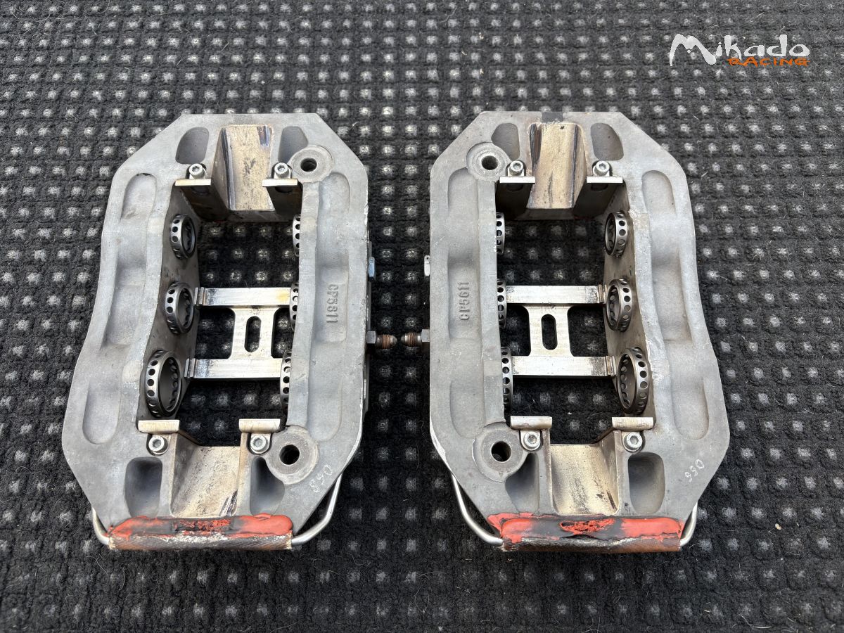 ETRIERS 6 PISTONS AP RACING MONOBLOC – photo 4 sur 5