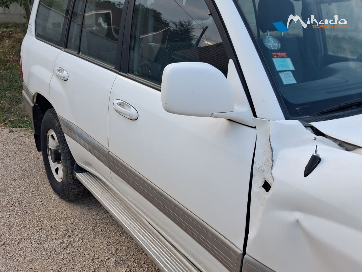 VDS TOYOTA HDJ 100 ACCIDENTE – photo 1 sur 5