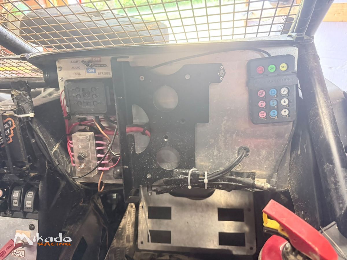 Lot équipement rally raid can am x3 – photo 4 sur 6