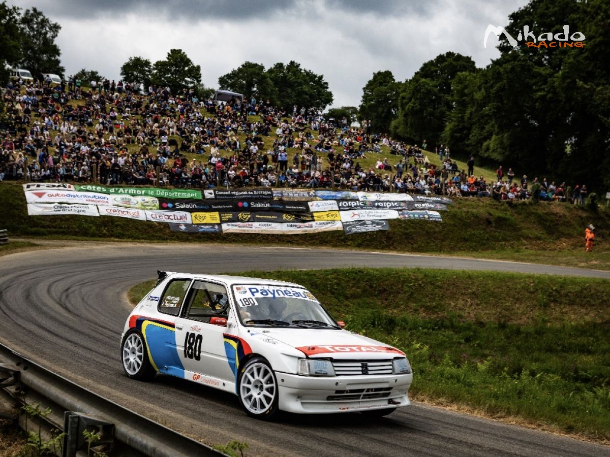 205 Maxi Top F2014 – photo 1 sur 3