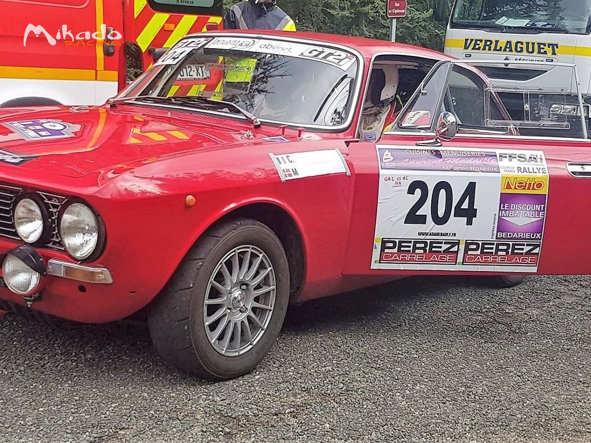 Alfa Roméo guilia coupé Bertone 2000 GTV . Année 1973. – photo 1 sur 6