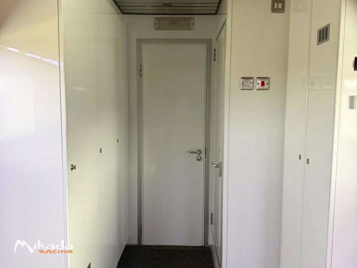 TRANSPORTEUR PROFESSIONNEL MULTI-VOITURES + MERCEDES-BENZ ACTROS GIGASPACE – photo 6 sur 6