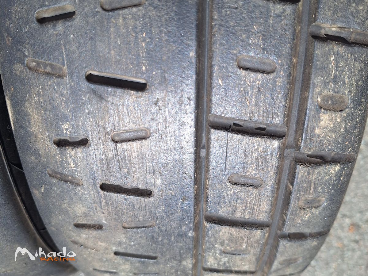 Pirelli RA5 quasi neufs en 16 – photo 2 sur 3