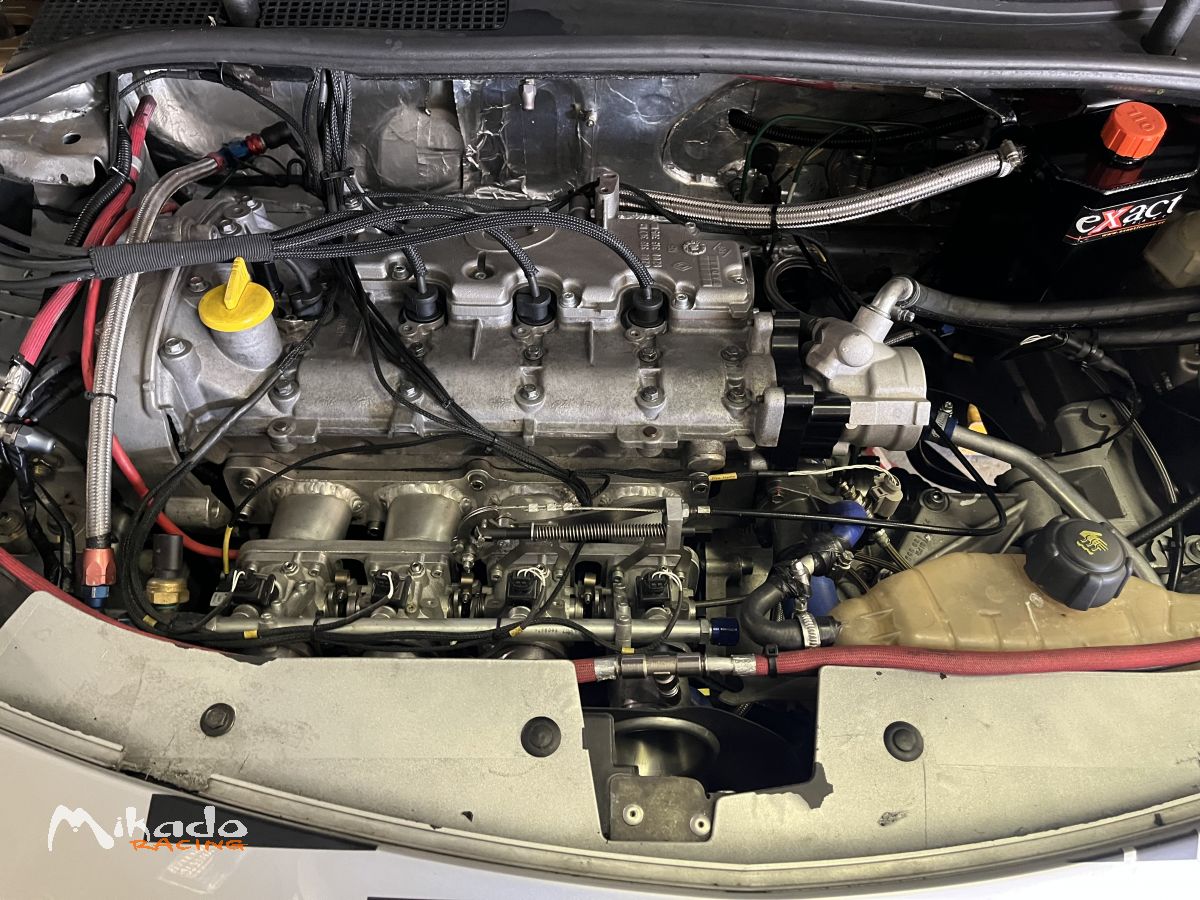 Clio f2000 – photo 4 sur 5