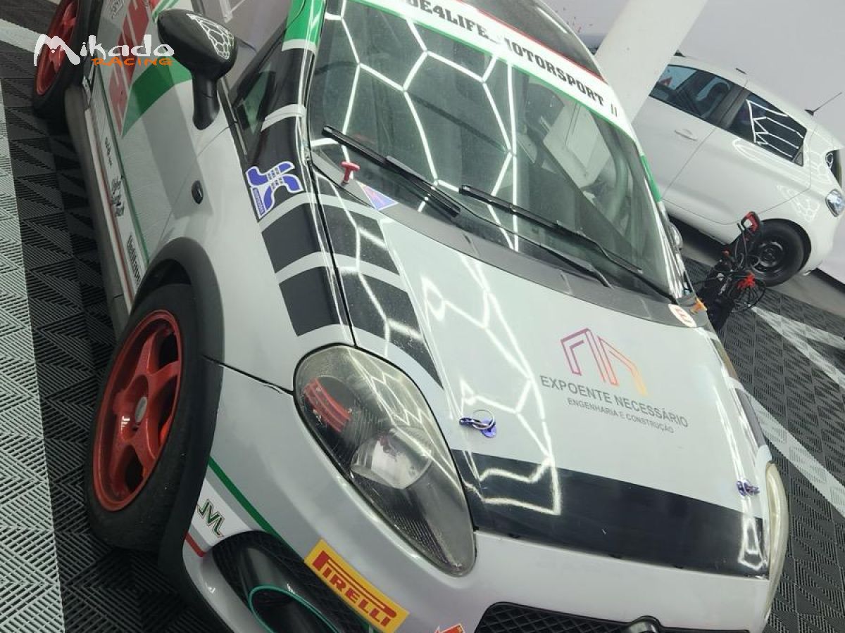 Abarth Grande Punto SuperSport Rally Car – photo 1 sur 5