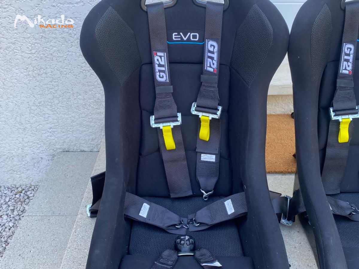 Baquet sparco evo qrt + harnais gt2i – photo 2 sur 5