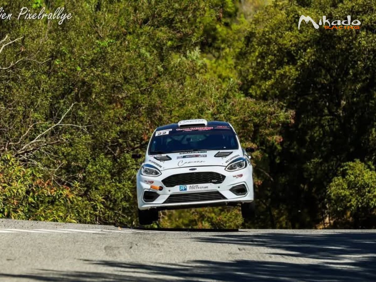 LOCATION FORD FIESTA RALLY4 – photo 2 sur 2