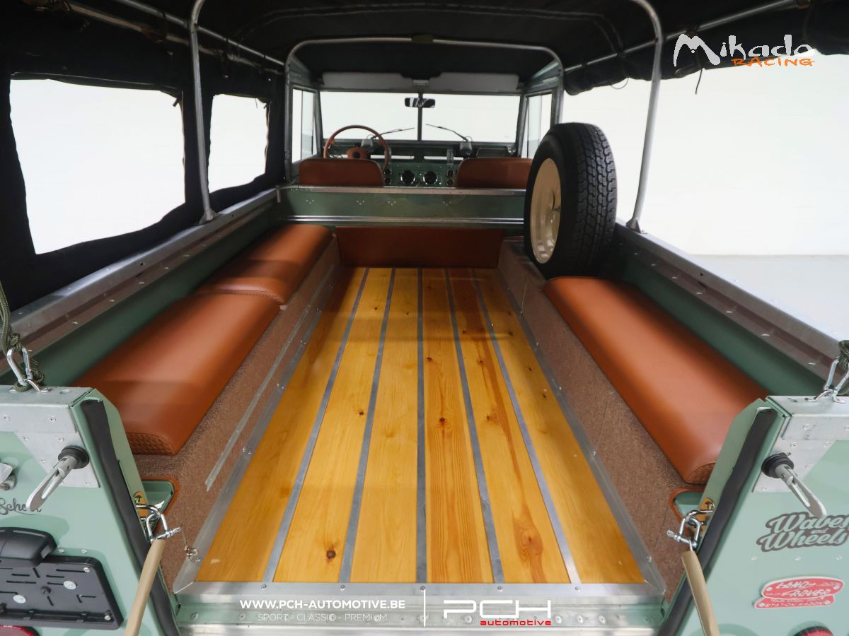 LAND ROVER Series IIA Cabriolet + Overdrive - FULLY FULLY RESTORED !!! - 1965 – photo 5 sur 6