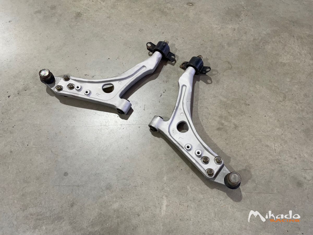 Lot de bras de suspension ou au détail Mitsubishi Lancer Evolution 4/5/6 – photo 2 sur 5