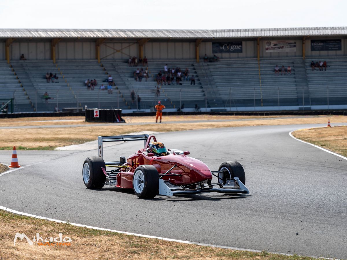 Dallara F399 sodemo – photo 3 sur 3