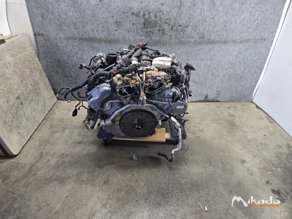 CWUB ENGINE MOTOR ASSEMBLY W/TURBOS OEM 106K 16-18 AUDI RS7 4.0L