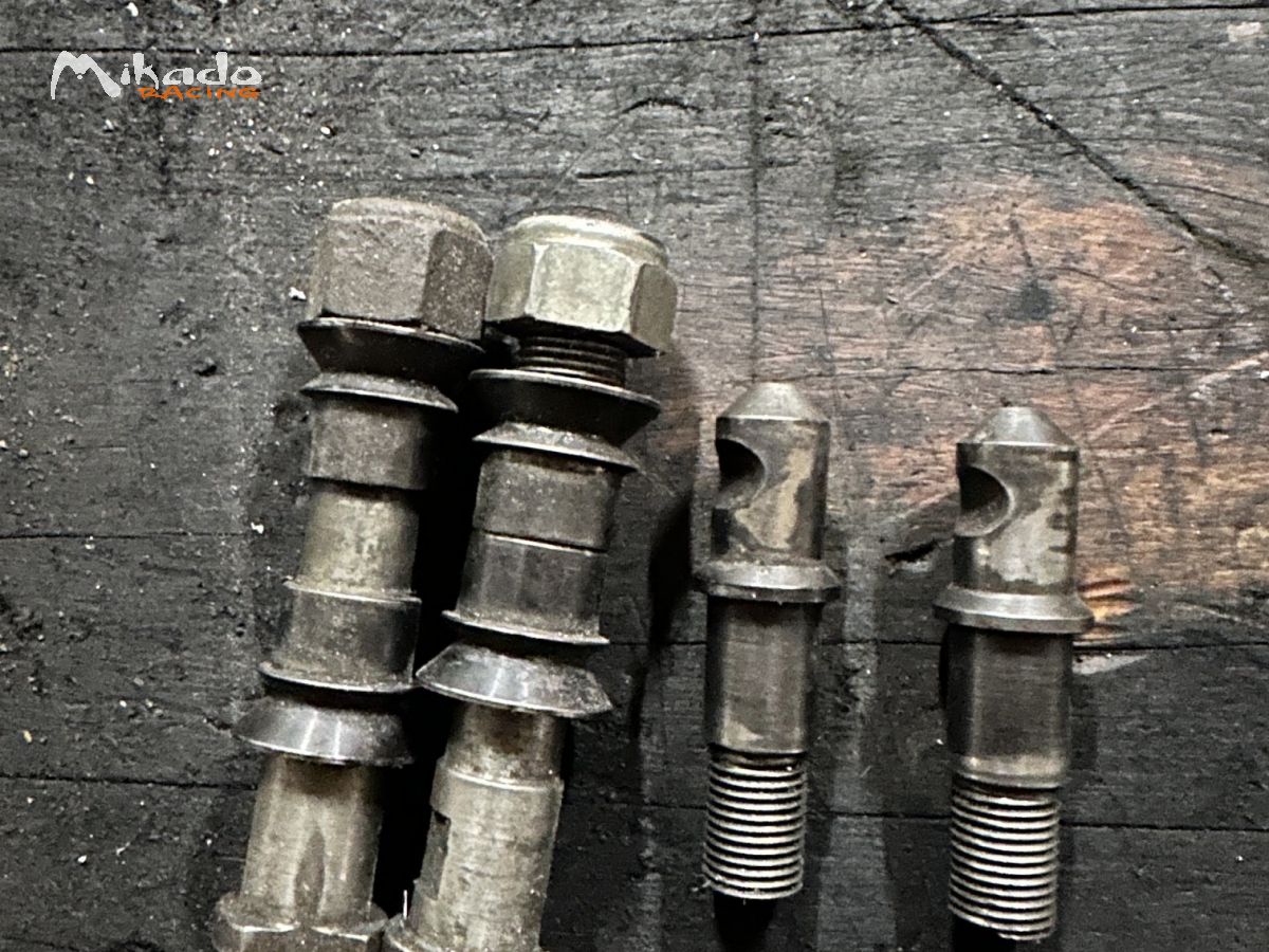 Axe de pivots 106, saxo