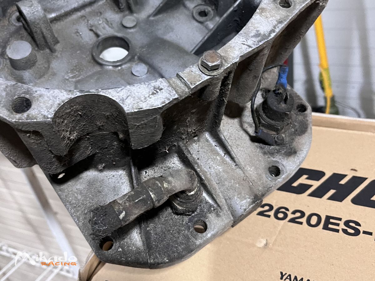 Cloche boîte vitesse r5 turbo – photo 4 sur 4