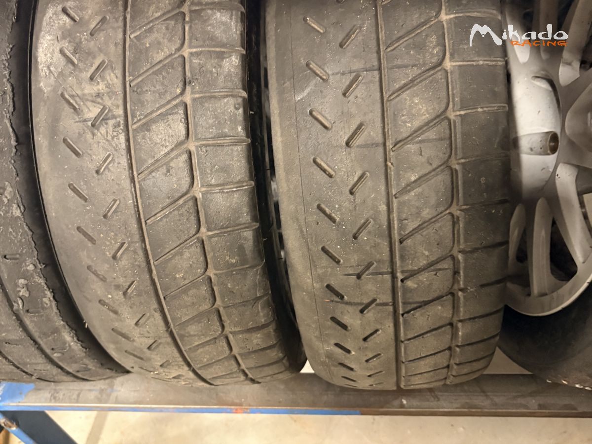 2 P01 Michelin en 16 pouces retaillé mixte