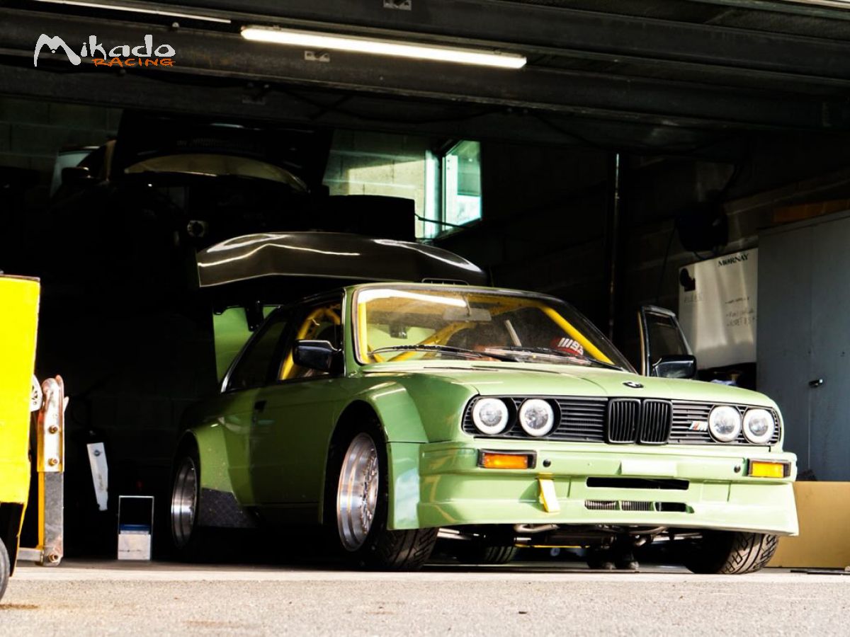 BMW E30 V8 – photo 5 sur 6
